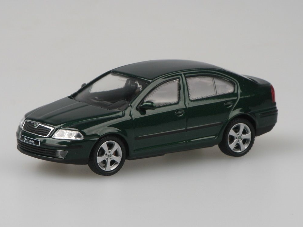 Hot Wheels - Škoda Octavia II (2004) - Zelená Natur Metalíza -