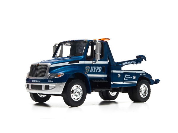 Hot Wheels - International Durastar 4400 (NYPD Tow Truck) -