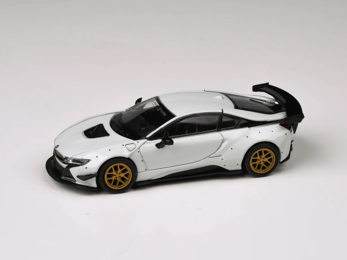 Hot Wheels - Liberty Walk BMW i8 White - Gold Wheels -