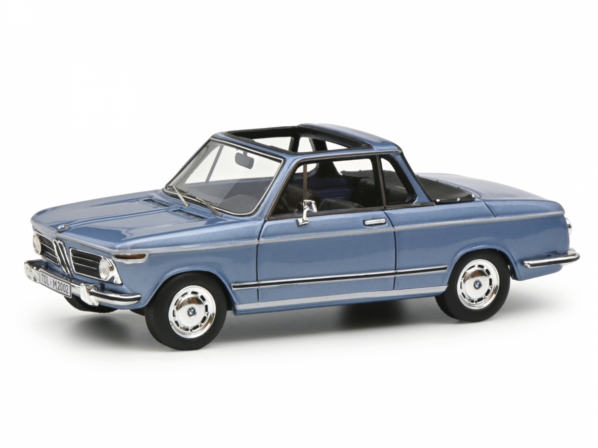 Hot Wheels - BMW 2002 cabrio blue -