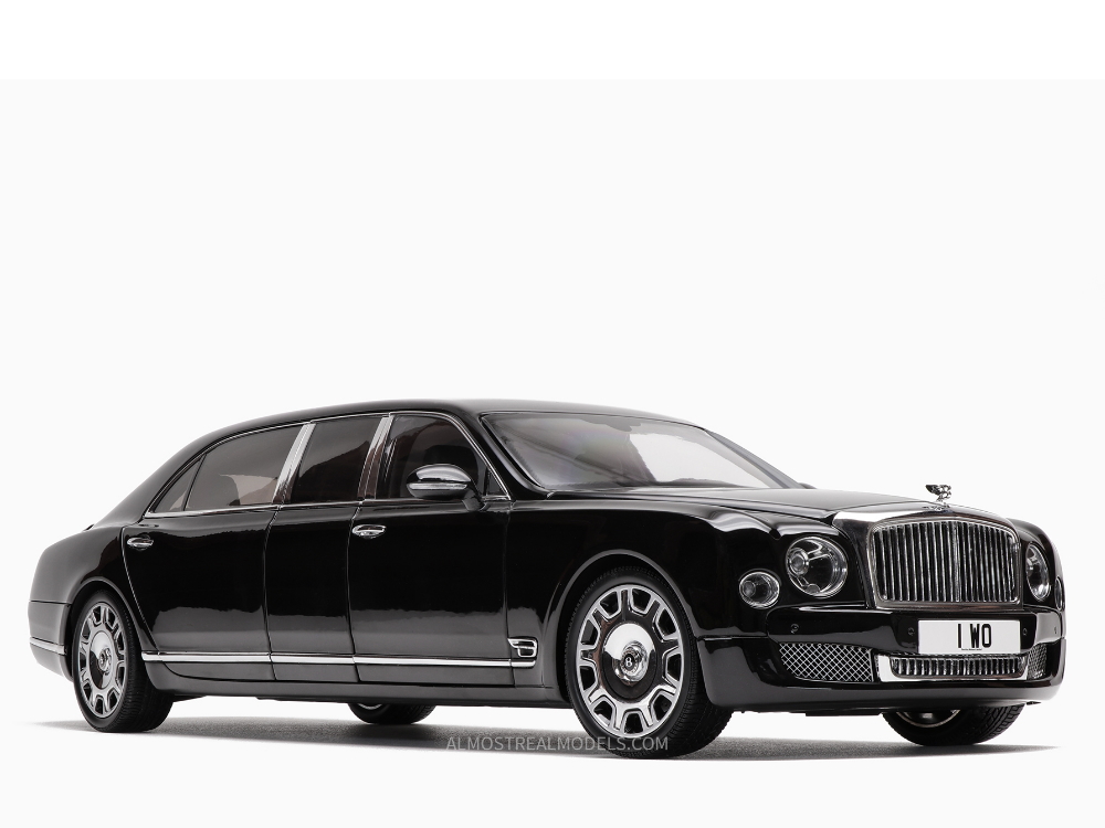 Hot Wheels - Bentley Mulsanne Grand Limousine by Mulliner Black -