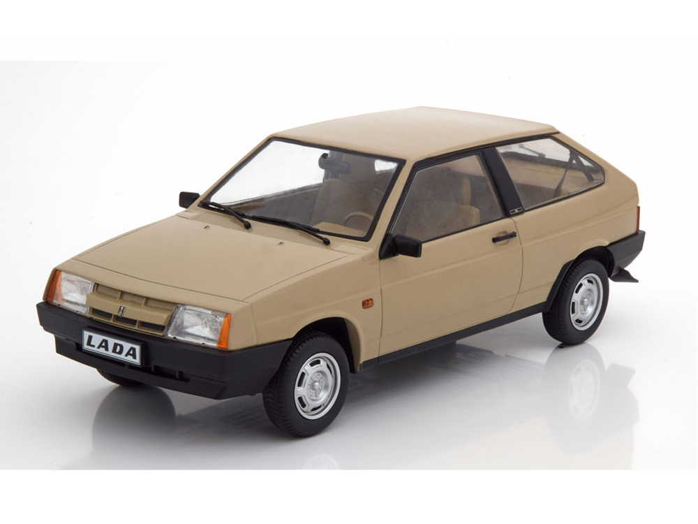 Hot Wheels - Lada Samara VAZ-2108 1985 hellbraun -