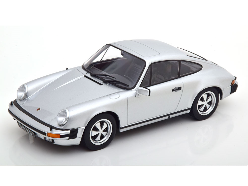 Hot Wheels - Porsche 911 Carrera 3.0 Coupe 1977 silber -
