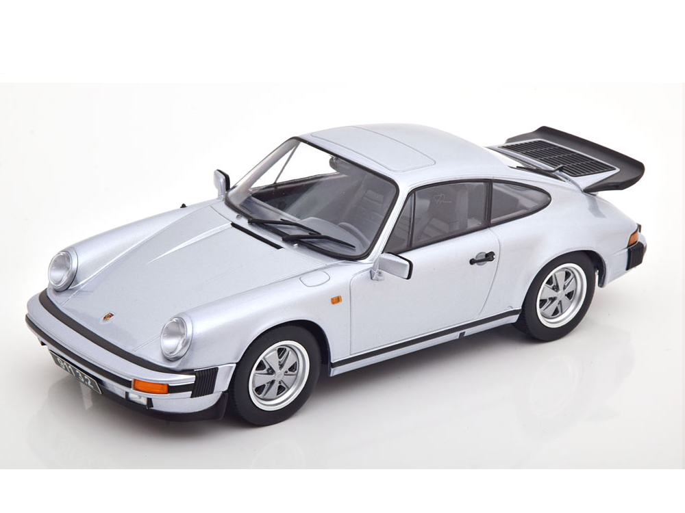 Hot Wheels - Porsche 911 Carrera 3.2 Coupe 250.000. 911er 1988 graumetallic - 