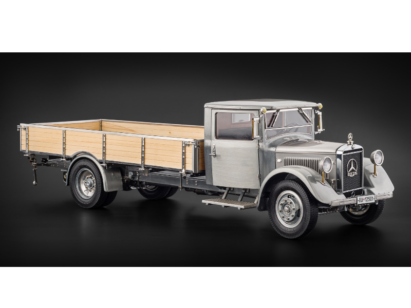 Hot Wheels - Mercedes-Benz LO 2750 Truck Clear-Finish Version, 1933-1936 -