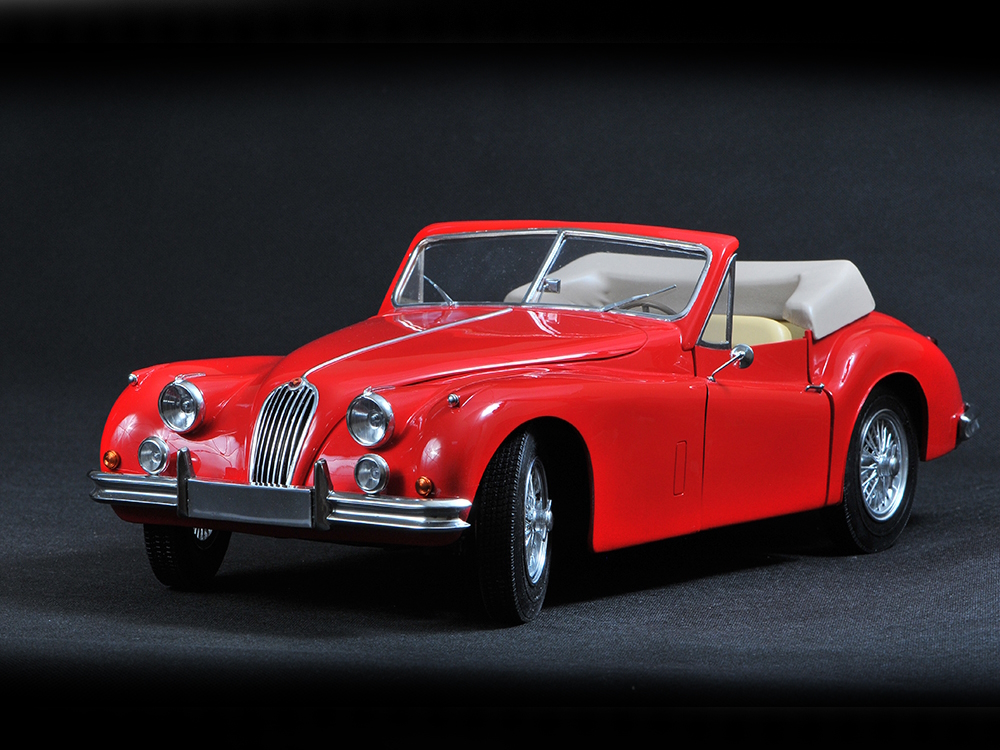 Hot Wheels - JAGUAR XK140 CABRIO -