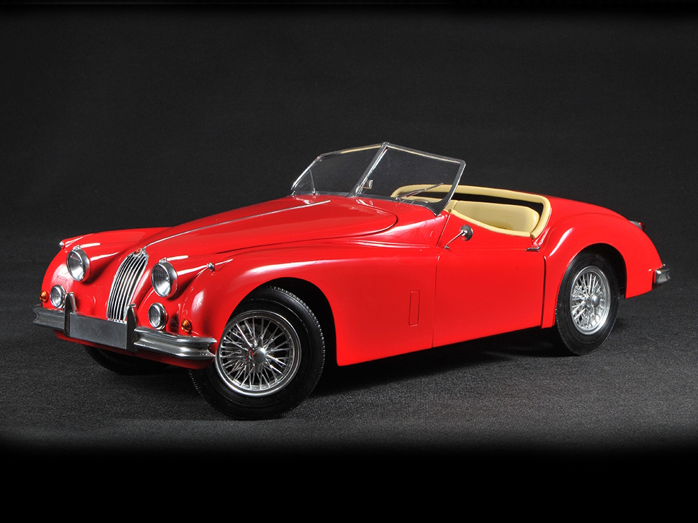 Hot Wheels - JAGUAR XK140 ROADSTER -