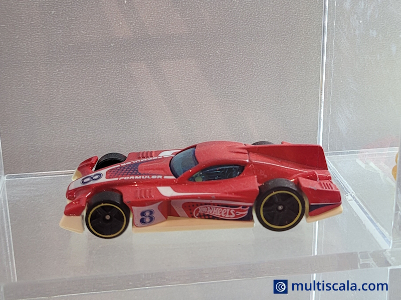 Hot Wheels - Formul8r - BFD27