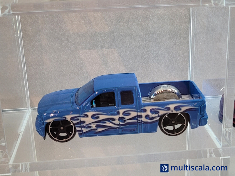 Hot Wheels - Chevy Silverado - BFD58