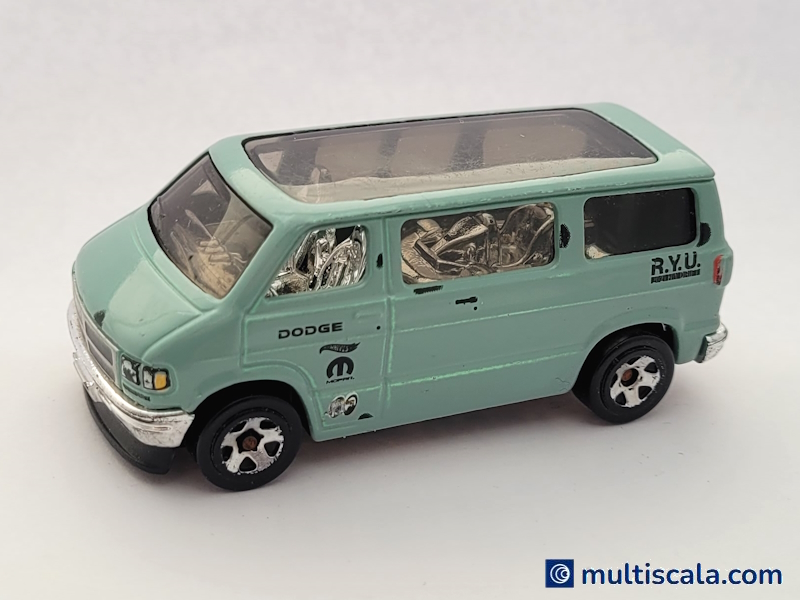 Hot Wheels - Dodge Van - GRX21
