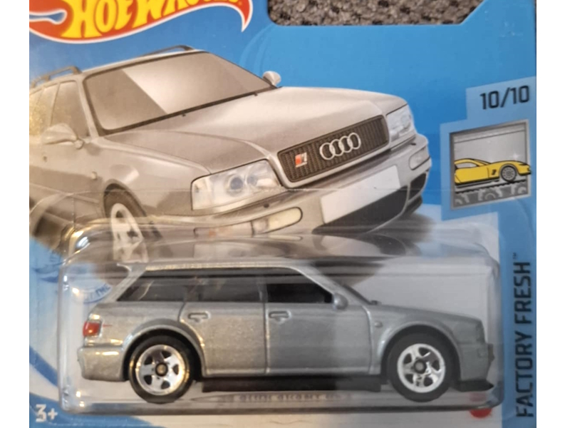 Hot Wheels - `94 Audi Avant RS2 - GTB75