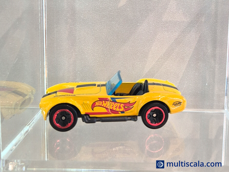 Hot Wheels - Shelby Cobra 427 S/C - HCX48