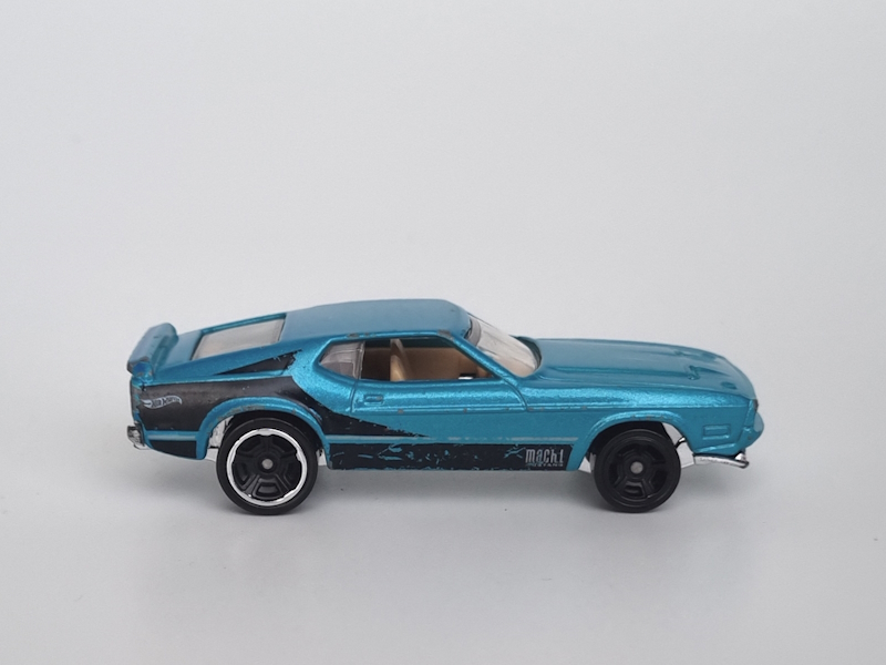 Hot Wheels - `71 Mustang Mach I - HFV92