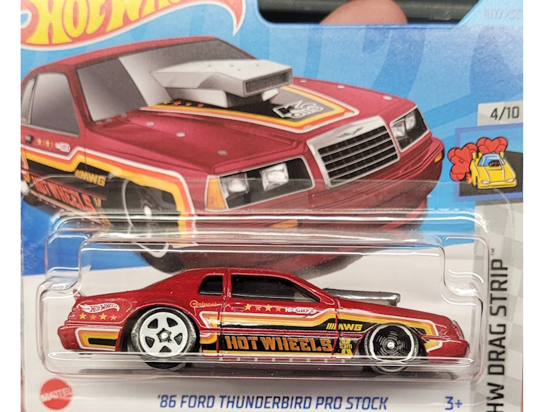 Hot Wheels - `86 Ford Thunderbird Pro Stock - HKK03