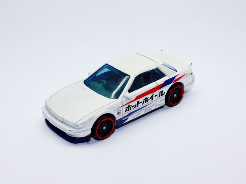 Hot Wheels - Nissan Silvia (S13) - HLY73