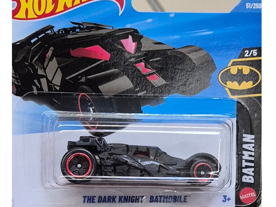 Hot Wheels - The Dark Knight Batmobile - JJL13