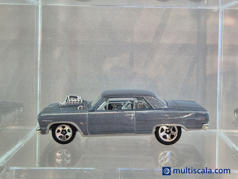 Hot Wheels - `64 Chevy Chevelle SS - V5560