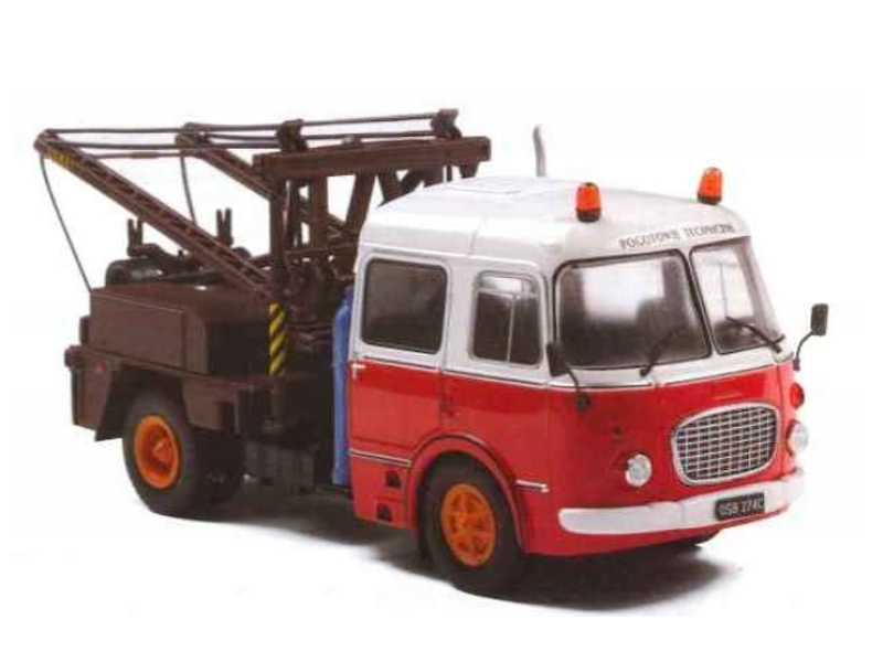 Hot Wheels - Jelcz PR06 Tow truck -