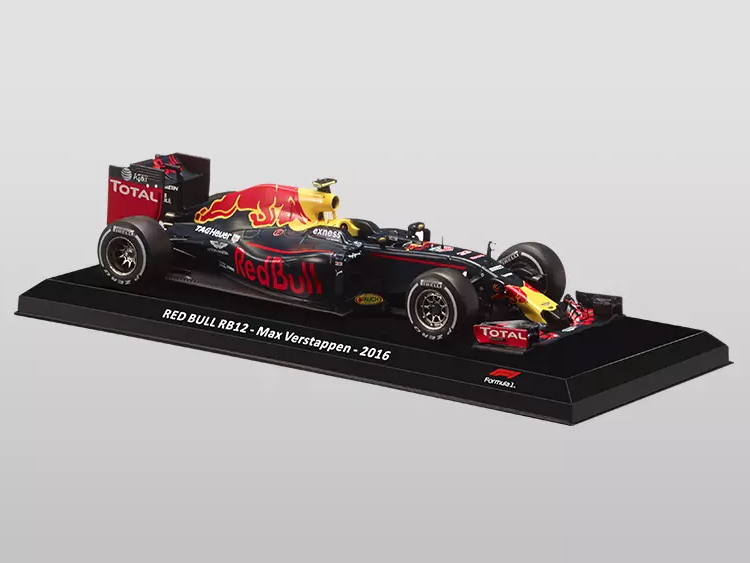 Hot Wheels - Red Bull RB12 M. Verstappen -