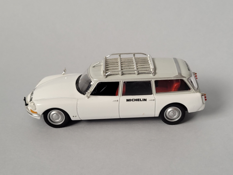 Hot Wheels - Citroën ID21 Break Essais -