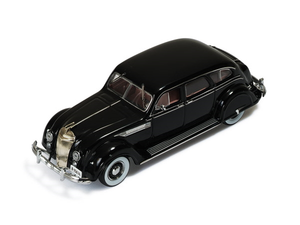 Hot Wheels - Chrysler Airflow Seden 1936 -