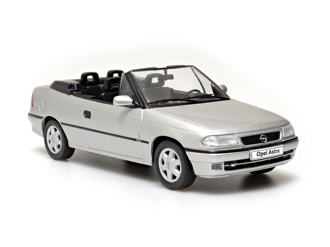 Hot Wheels - Opel Astra F Cabrio 16V Bertone -
